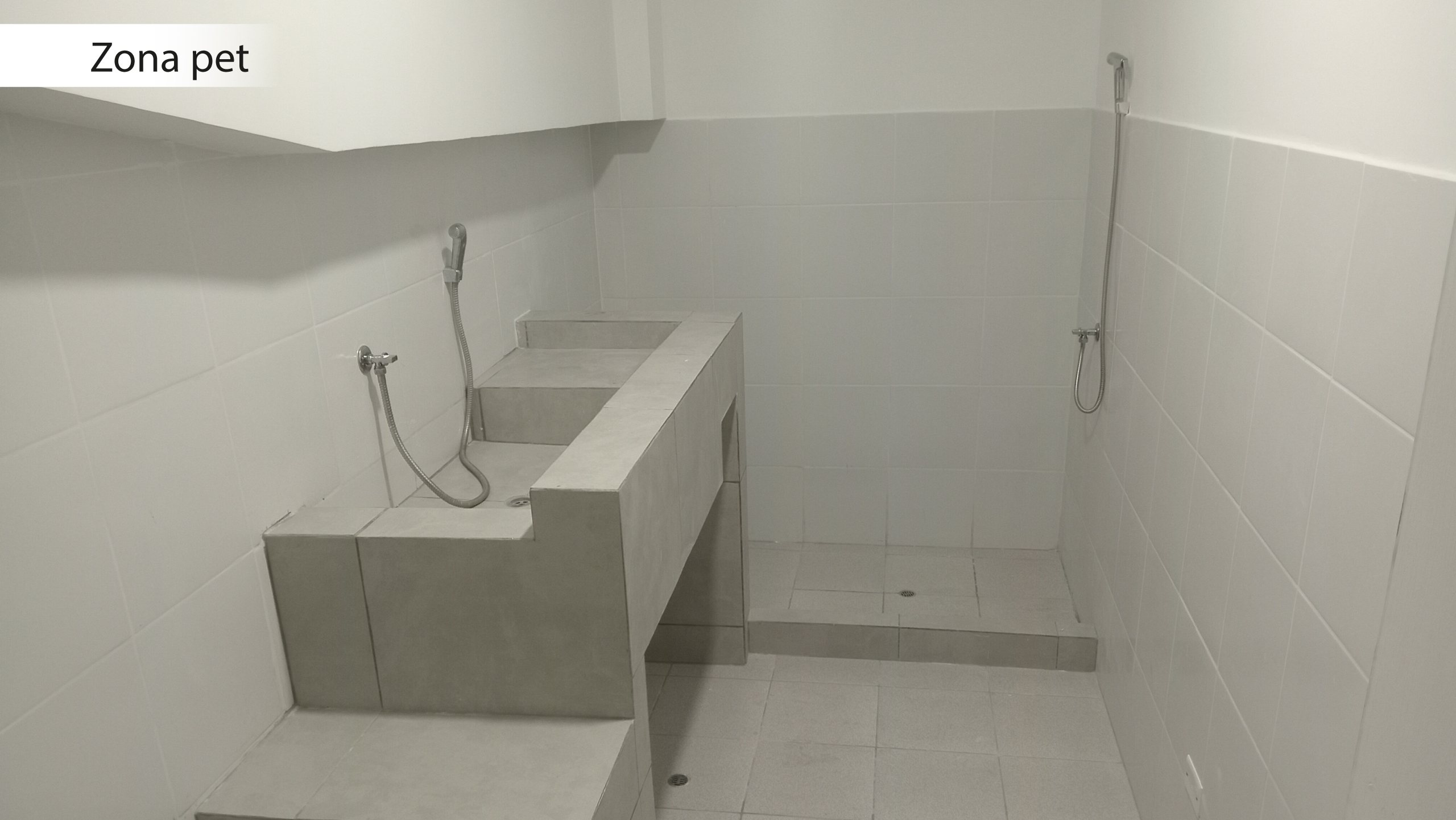 RENDERS-12